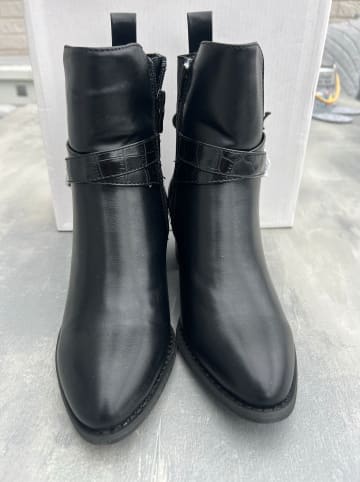 Foreverfolie Stiefeletten in Schwarz