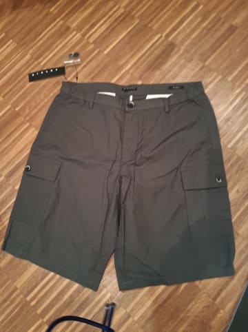 Sisley Cargoshorts in Khaki