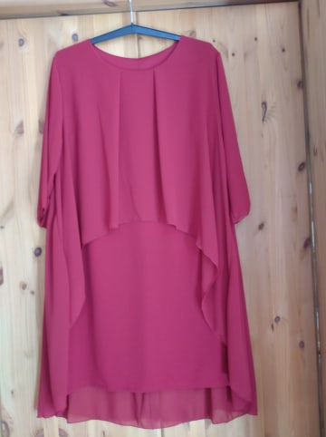 Curvy Lady Kleid in Rot