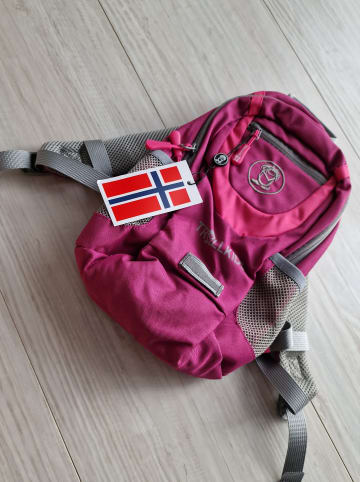 Trollkids Rucksack S "Trollhavn" in Dunkelrosa 10l