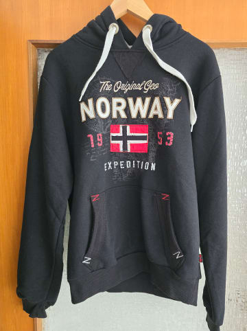 Geographical Norway Hoodie "Guitre" in Schwarz