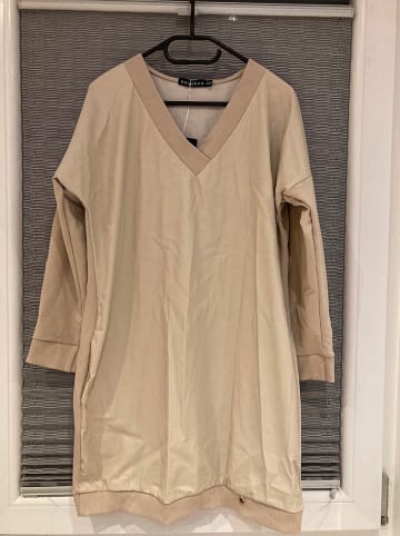 Nominou Kleid in Sand