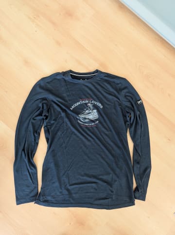 super.natural Longsleeve "Sled Club" in Dunkelblau