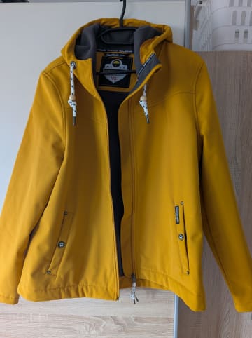 Schmuddelwedda Softshelljacke in Senf