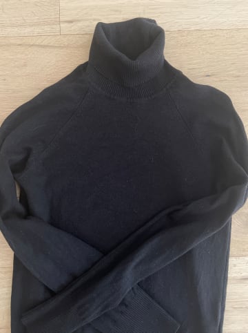 BGN Rollkragenpullover in Schwarz