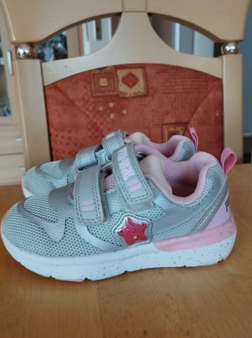 Primigi Sneakers in Grau/ Rosa
