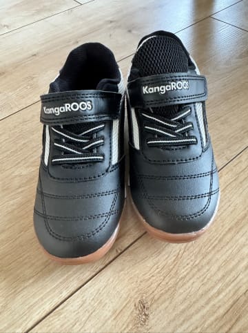 Kangaroos Sneakers in Schwarz/ Weiß