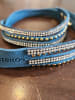 Destellos Leder-Armband mit Glaskristallen in Blau/ Grün