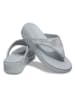 Crocs Zehentrenner "Monterey" in Silber