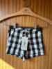 Canada House Shorts in Schwarz