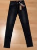 Vingino Jeans "Betty" - Super Skinny fit - in Schwarz