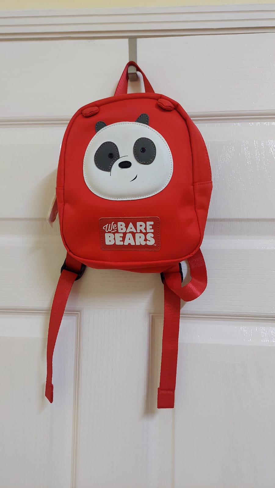 Mini sac à dos rouge idéal pour les enfants