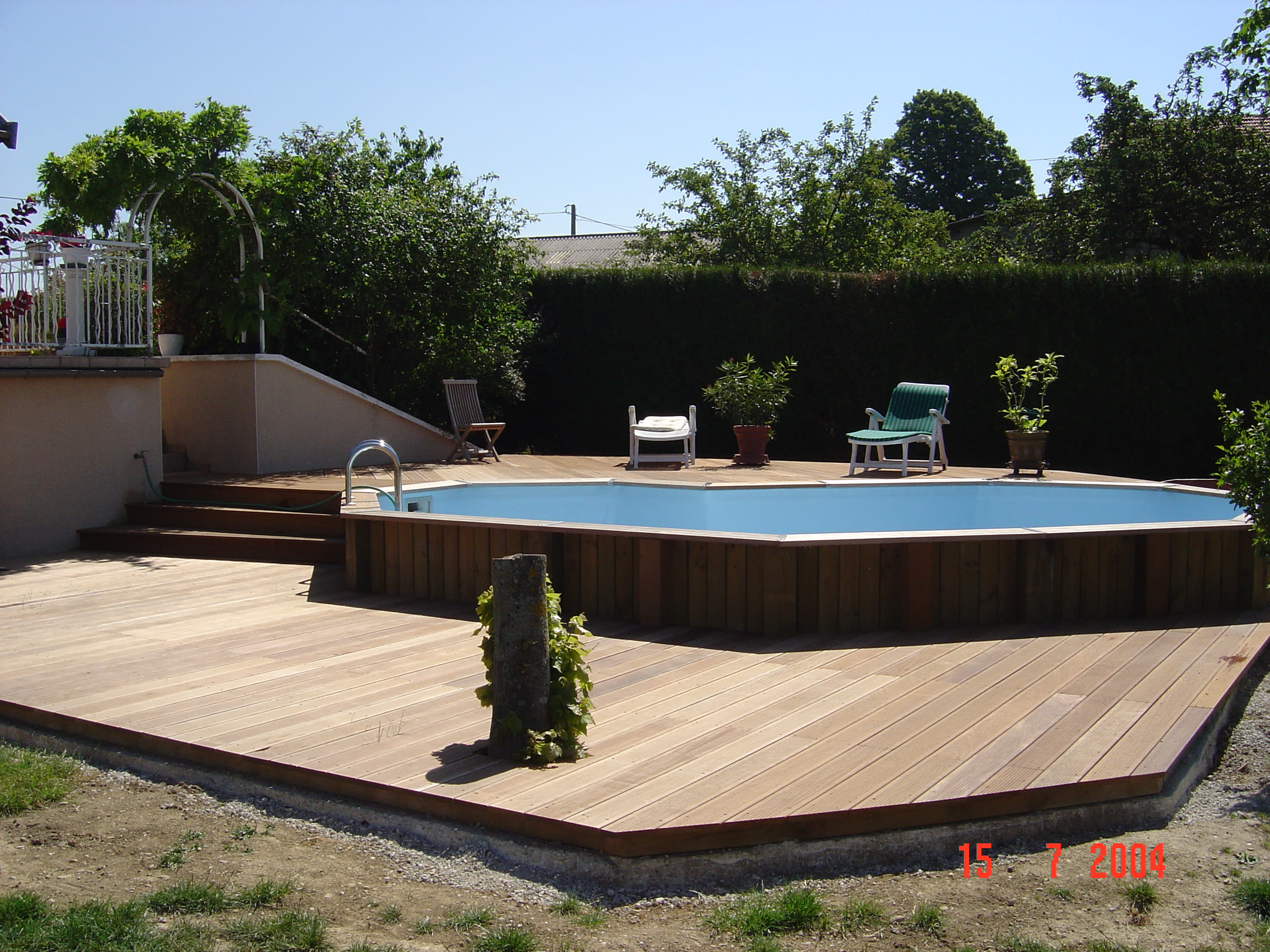 Pose de couverture et système de chauffage pour piscine