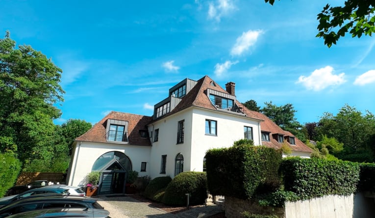 Des salles à votre disposition selon réservation pour vous réunir avec vos collaborateurs.