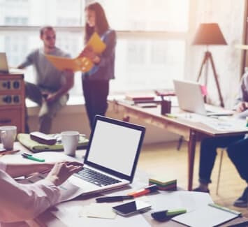 Aujourd'hui il existe des aides à la création d’entreprise dans les DROM-COM.