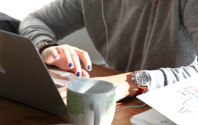Les office managers du centre réceptionnent quotidiennement vos courriers avant de vous les réexpédier.