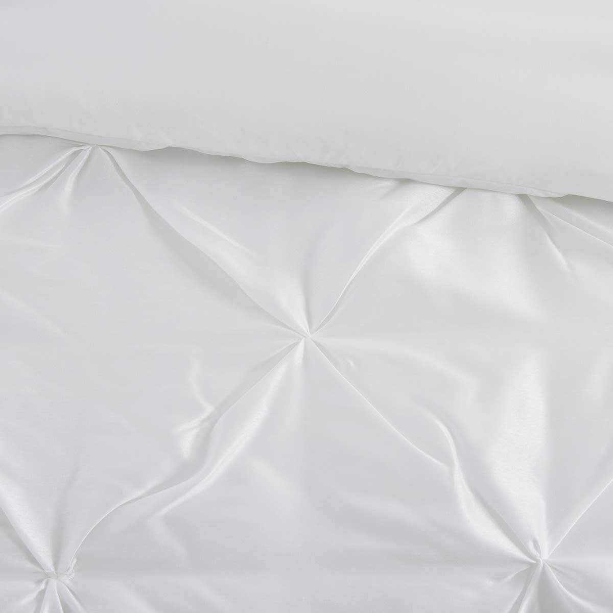 7 Piece Tufted Comforter Set White Full view 4