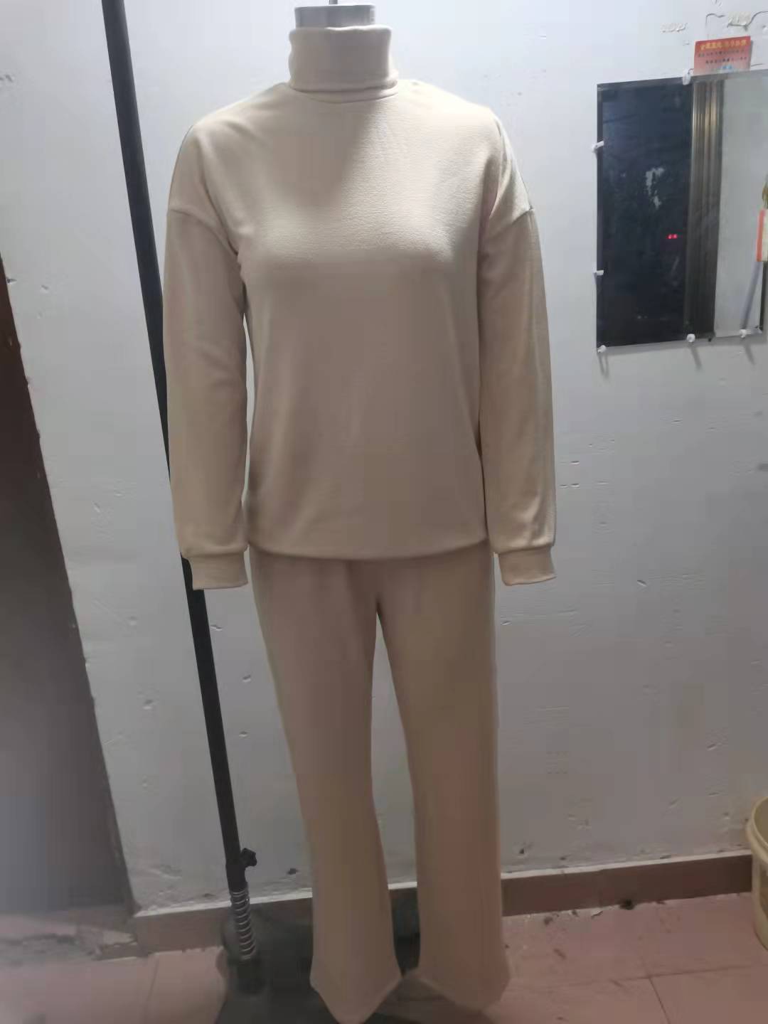 Casual Fashion Suits For Women Turtleneck Sweater And Drawstring Straight Pants view 11