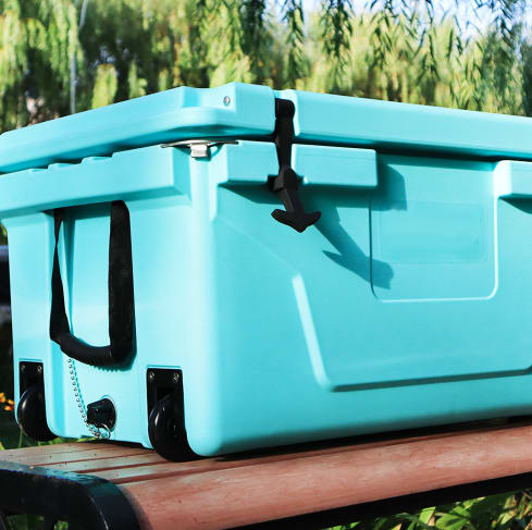 Hot Selling Blue Color 65QT Outdoor Cooler Fish Ice Chest Box Popular Camping Cooler Box view 2
