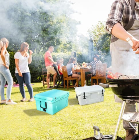 Hot Selling Blue Color 65QT Outdoor Cooler Fish Ice Chest Box Popular Camping Cooler Box view 4