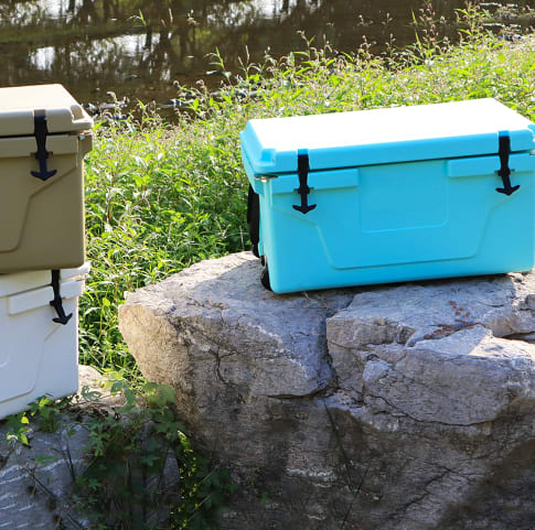 Hot Selling Blue Color 65QT Outdoor Cooler Fish Ice Chest Box Popular Camping Cooler Box view 10