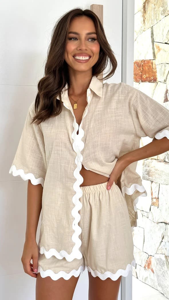 2Pcs Summer Shirt Suit With Short-sleeved V-neck Shirt And Shorts Fashion Wave Print Suits For Womens Clothing view 2