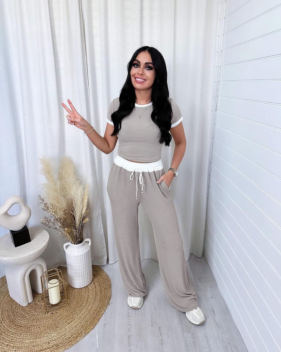 Round Neck Contrast Color Women's Fashion Casual Wide-leg Pants Sports Suit view 15