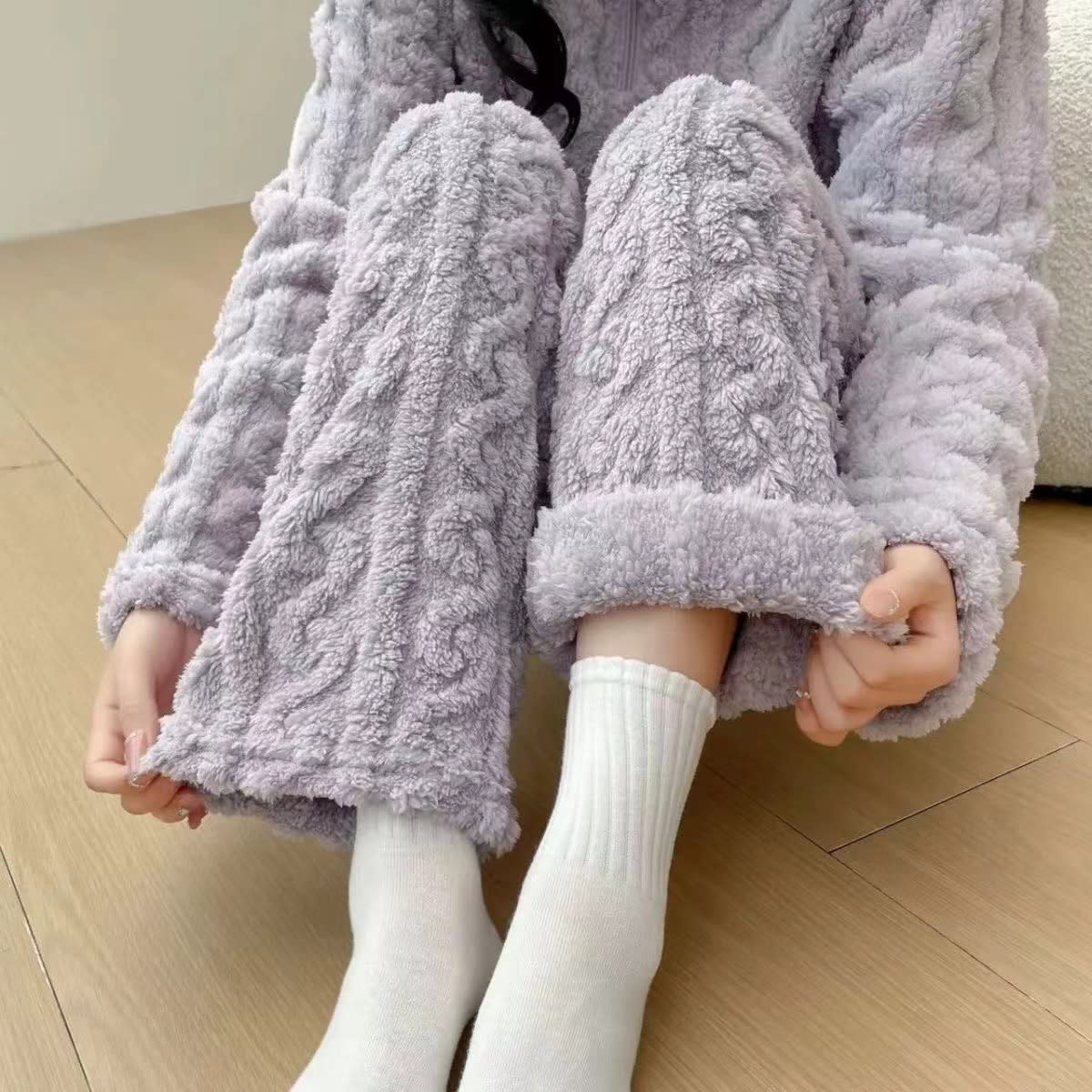 Autumn And Winter New Twist Zipper Couple Fleece-lined Thick Coral Fleece Pajamas Homewear Loungewear Sleepwear For Sleeping view 4