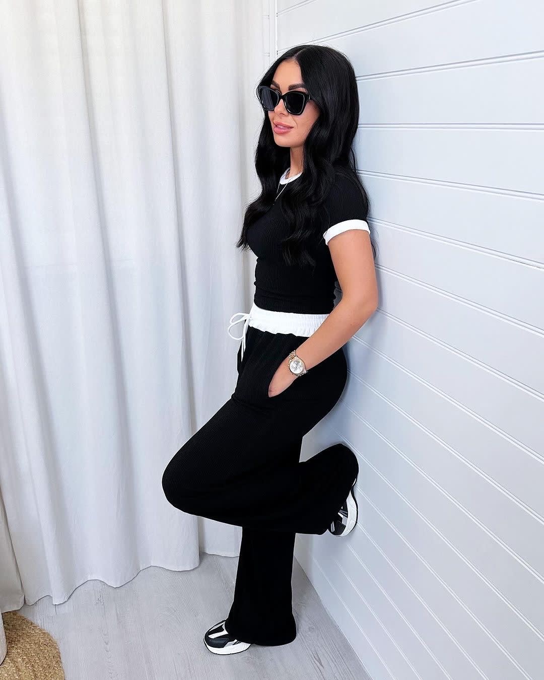 Round Neck Contrast Color Women's Fashion Casual Wide-leg Pants Sports Suit view 22