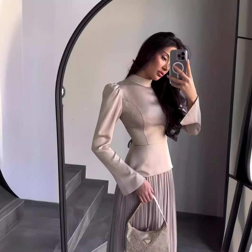 Ladies New Color Contrast Patchwork Slim-fit Lace Up Long Sleeve Dress