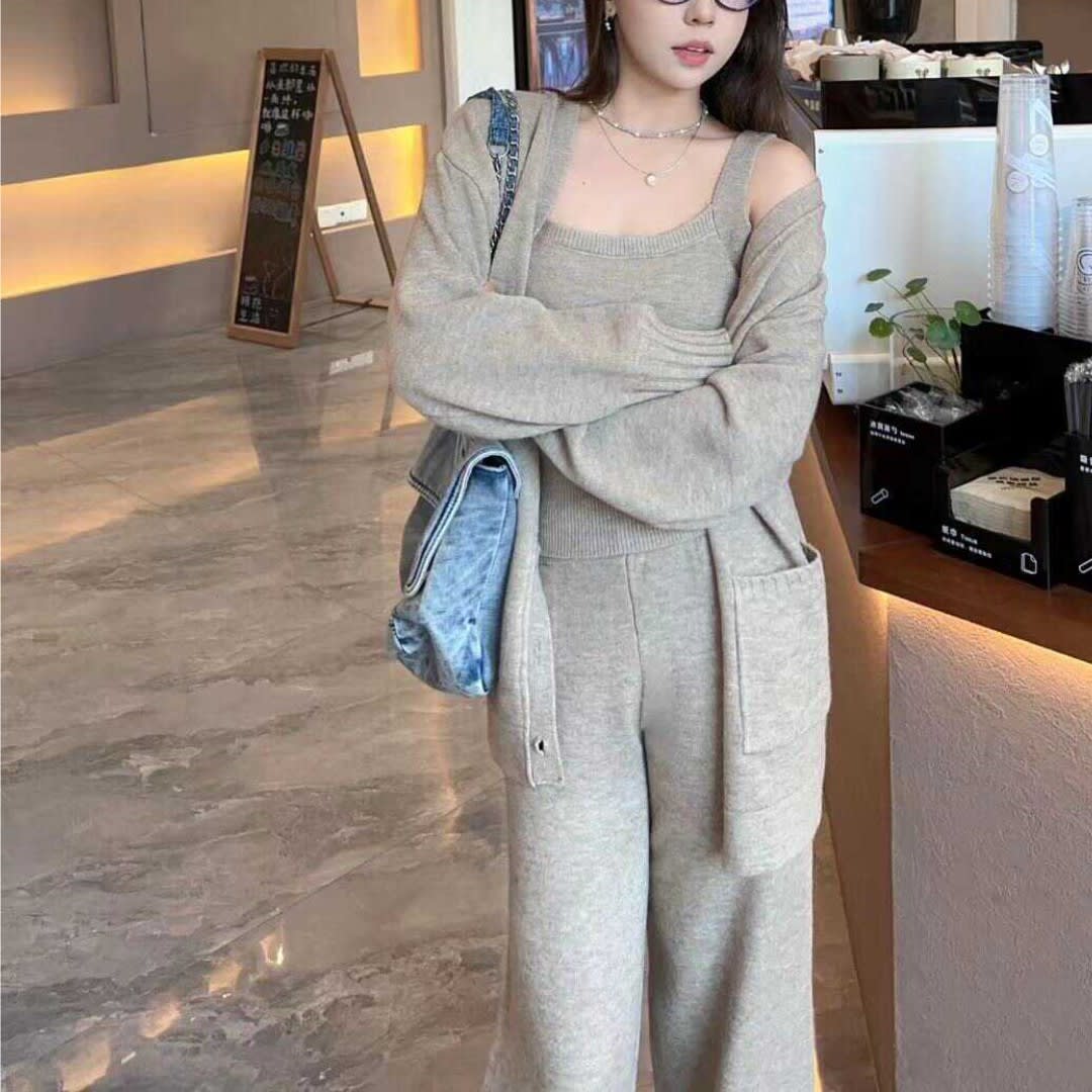 Knit Women's Cardigan Suspender Casual Pants Three-piece Set view 2
