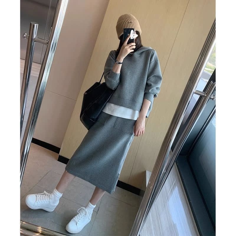 Casual Fashion Women's Hoodie Skirt Suit view 3