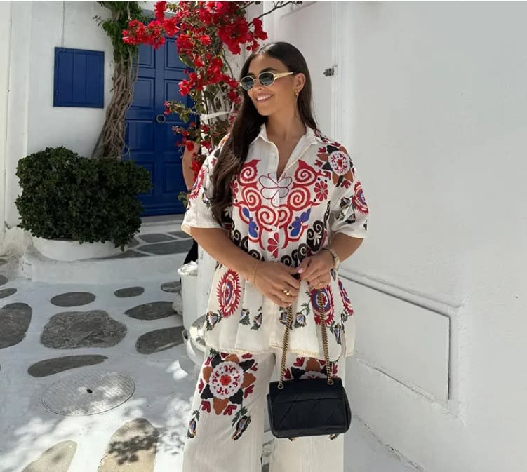 Color Matching Printed Short-sleeved Top Trousers Suit view 3