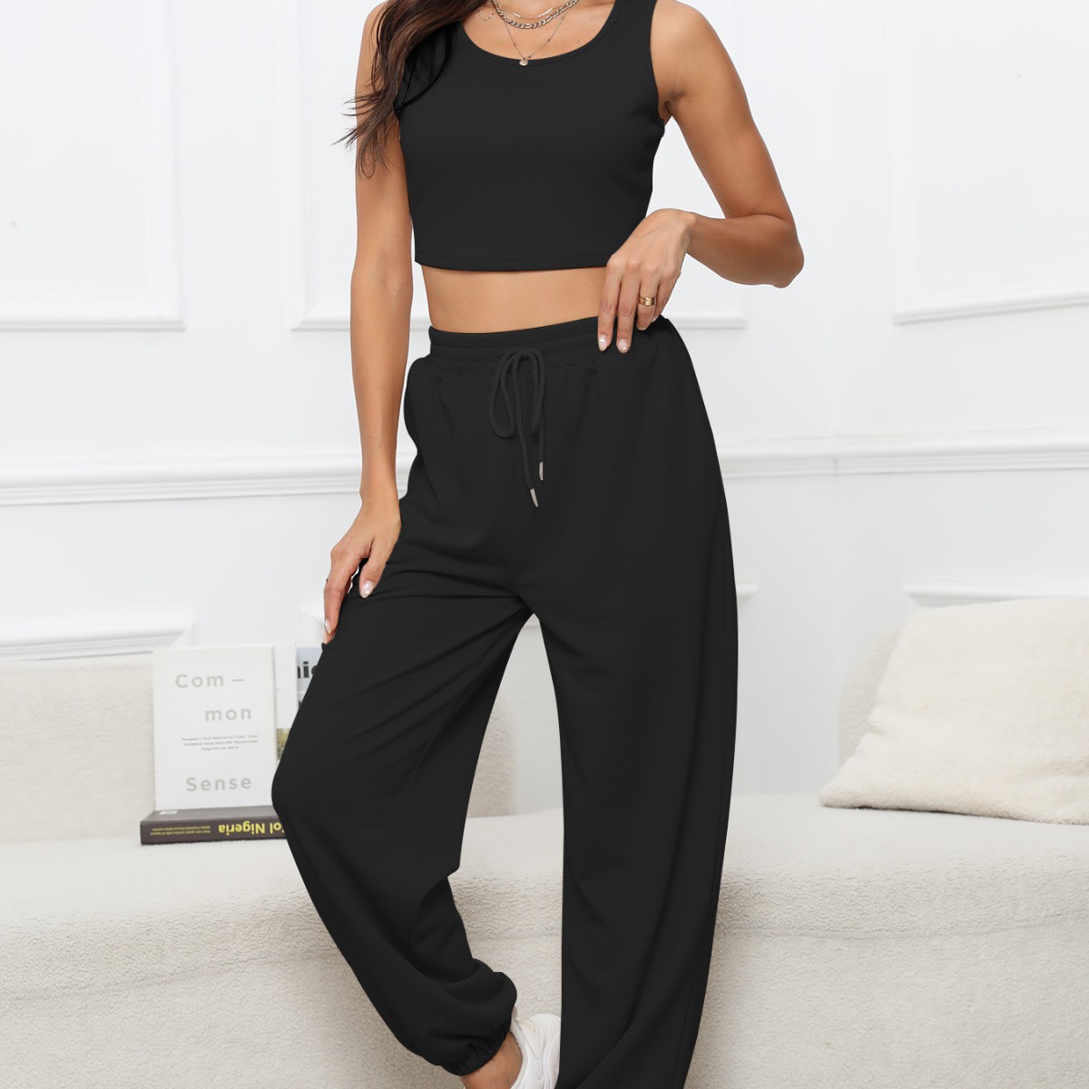Two-piece Sports And Leisure Suit view 5