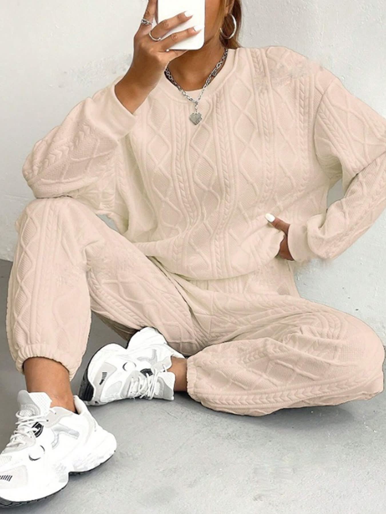 Jacquard Long Sleeve Casual Round Neck Sweater Trousers Suit view 5