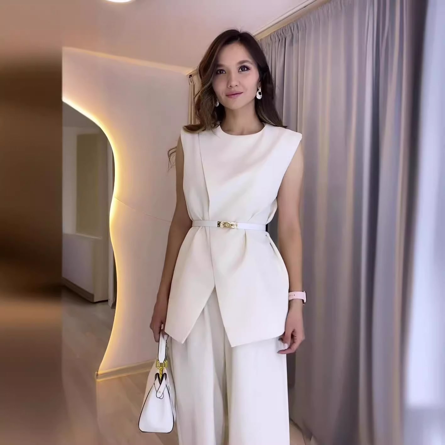 Solid Color Round Neck Sleeveless Top High Waist Wide Leg Pants Two-piece Set view 6
