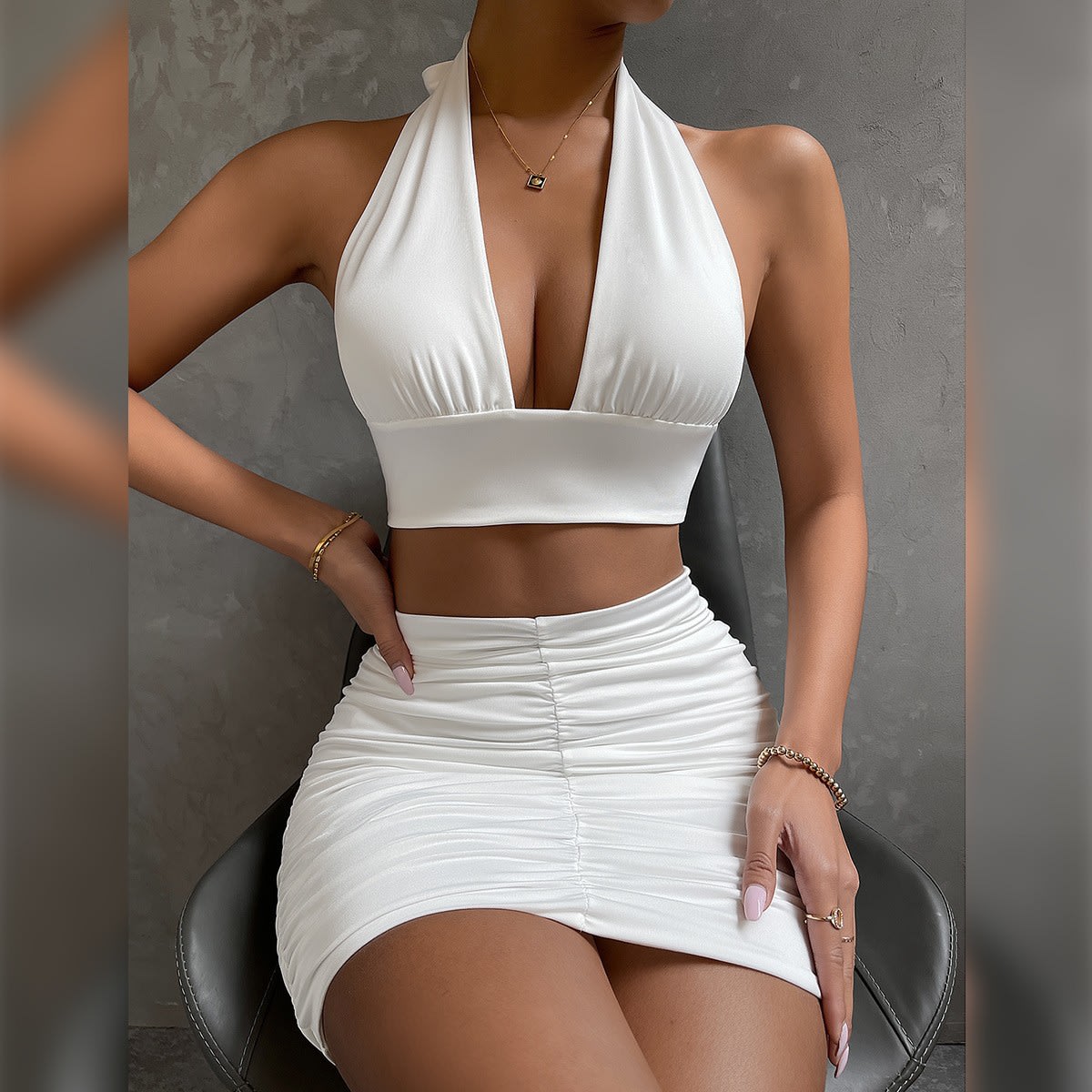 2pcs Dress Suits For Women Halter Lace-up Hip Top And Pleated Hip-covering Skirt view 1