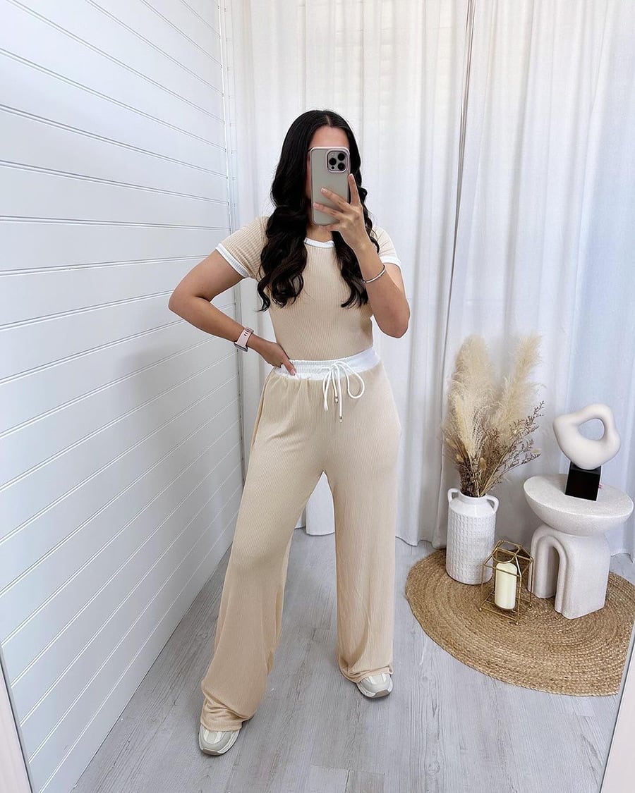 Round Neck Contrast Color Women's Fashion Casual Wide-leg Pants Sports Suit view 9