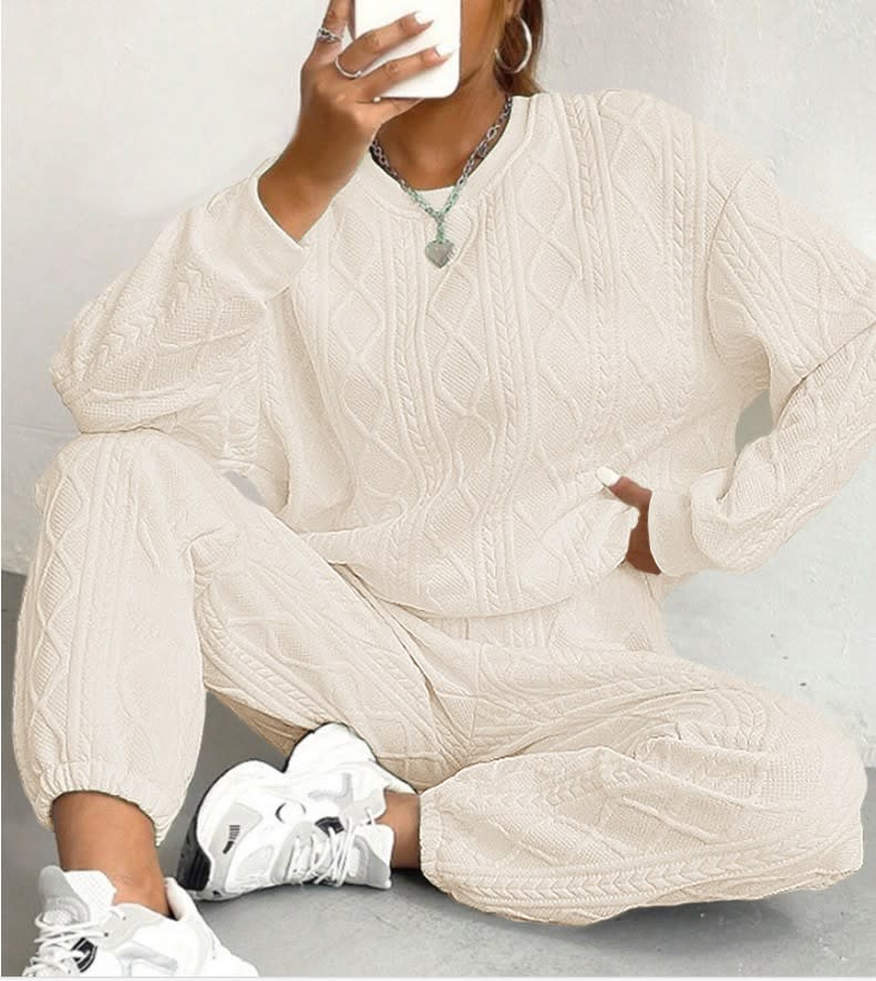 Jacquard Long Sleeve Casual Round Neck Sweater Trousers Suit view 4