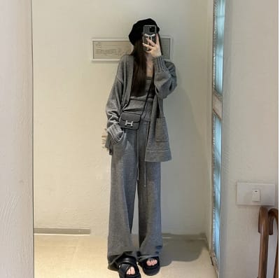 Knit Women's Cardigan Suspender Casual Pants Three-piece Set view 10
