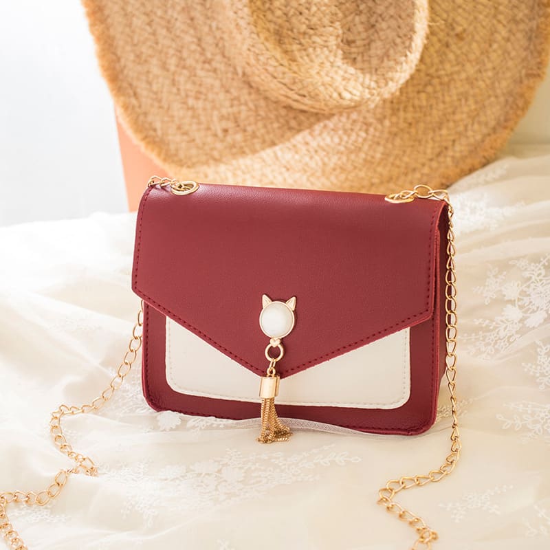 Small Messenger Bag New Sweet And Cute Cat Tassel Decoration Chain One Shoulder Small Square Bag Casual Messenger Bag view 8