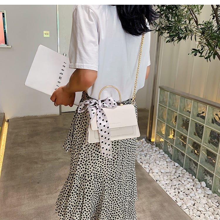 Popular Bags Handbags Small Trendy Fashion Messenger Bag Chain Shoulder Texture Handbag view 6