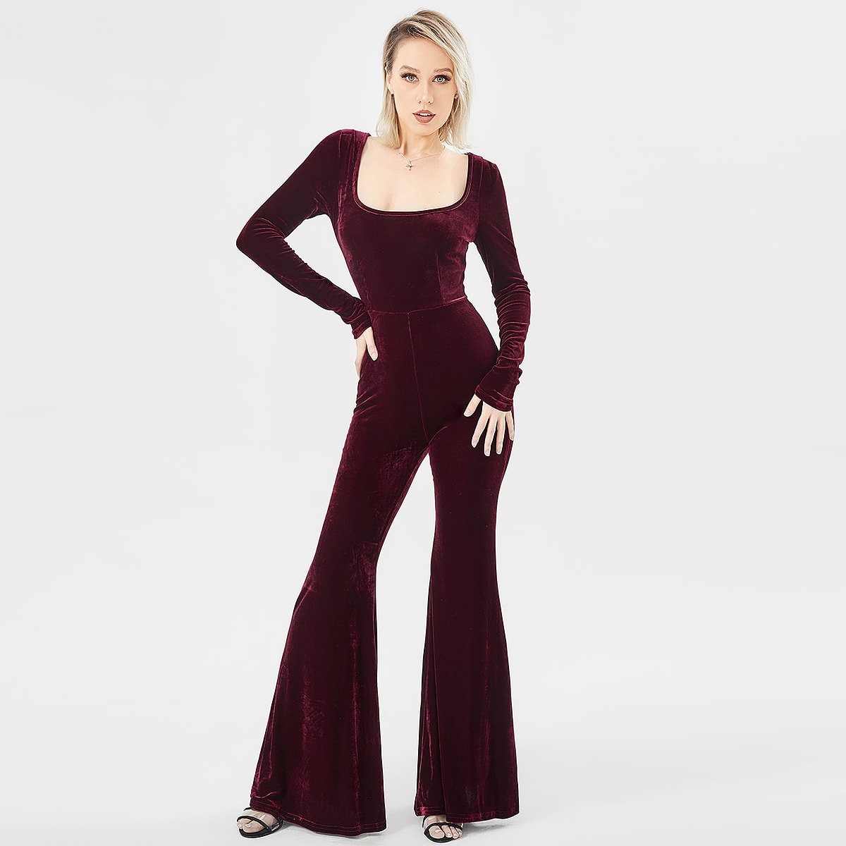 Women's Long Sleeve Velvet Fashion Jumpsuit view 1
