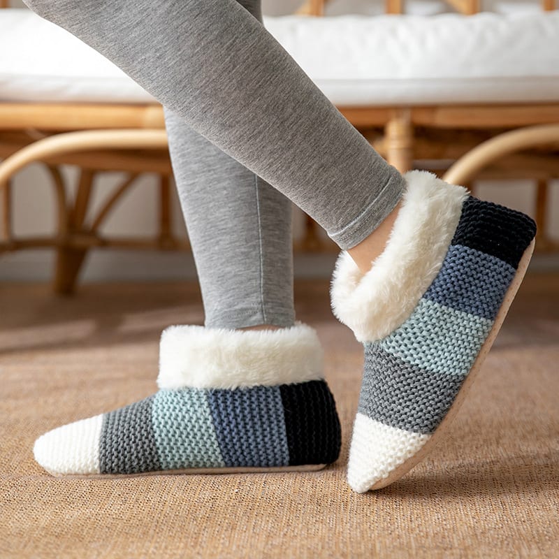Women's Color-matching Knitted Plush Floor Socks Home Indoor Warm Non-slip Carpet Socks Winter Fashion view 5