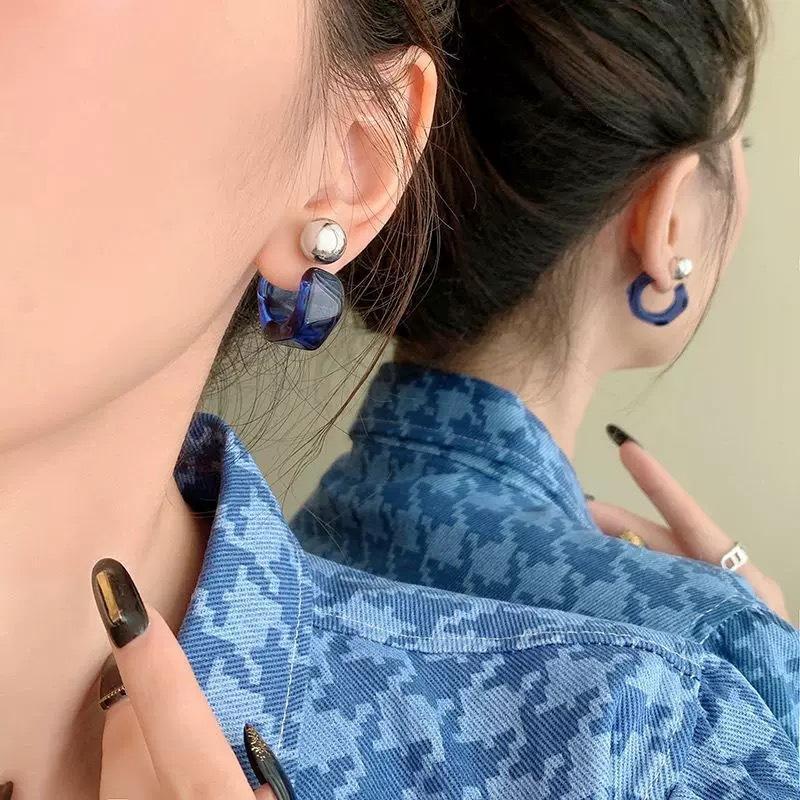 1 Pair Korean Trendy Acrylic C-Shaped Hoop Earrings, Youthful, Stylish & Exquisite Personalized Design Earrings For Women view 2