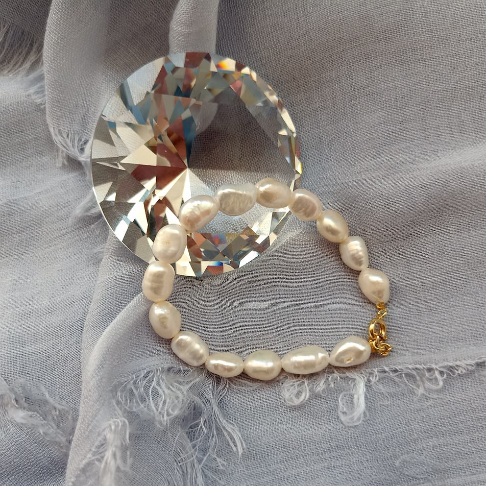 Natural Freshwater Baroque Shaped Pearl Bracelet view 6