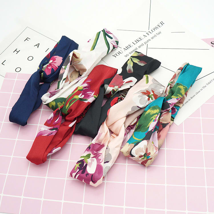 Flower elastic silk hair band view 3