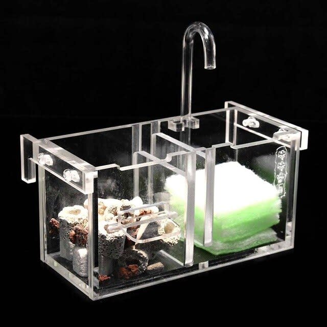 Put The Wet Filter Box On The Filter To Separate The Fish Tank view 2
