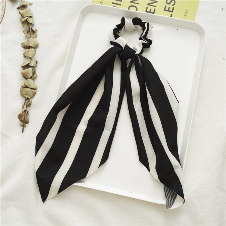 New Black And White Long Large Intestine Ring Streamer view 4