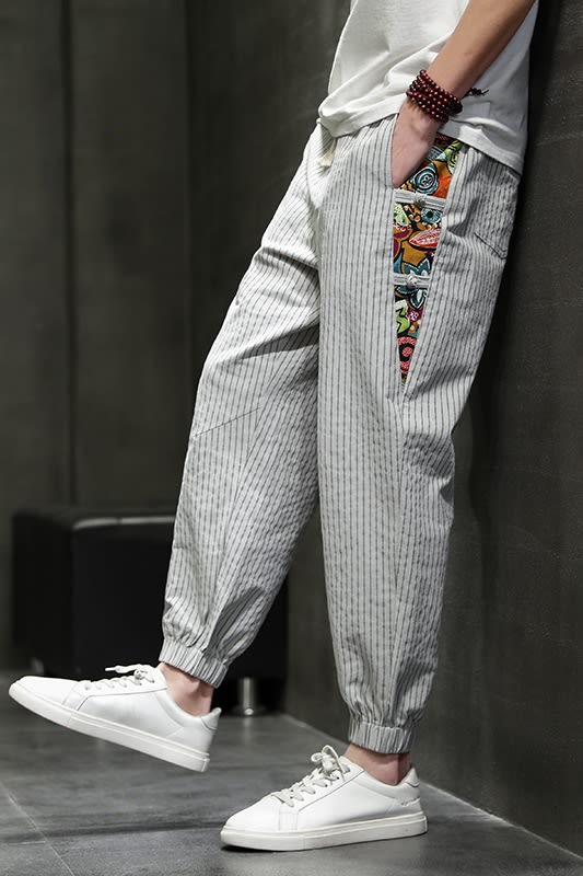 Loose And Breathable Striped Casual Cropped Trousers view 4